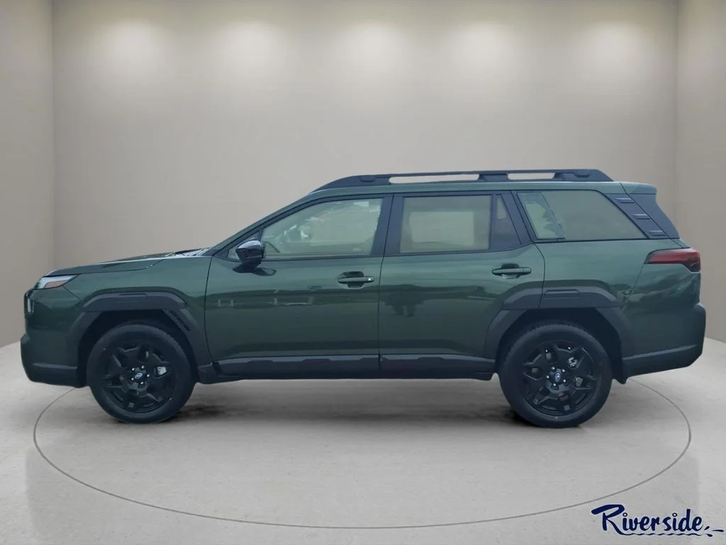 New 2026 DEEP EMERALD GREEN PEARL Subaru Limited image 3