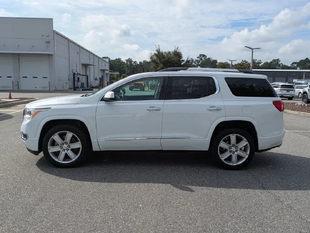 Used 2019 Summit White GMC Denali image 6