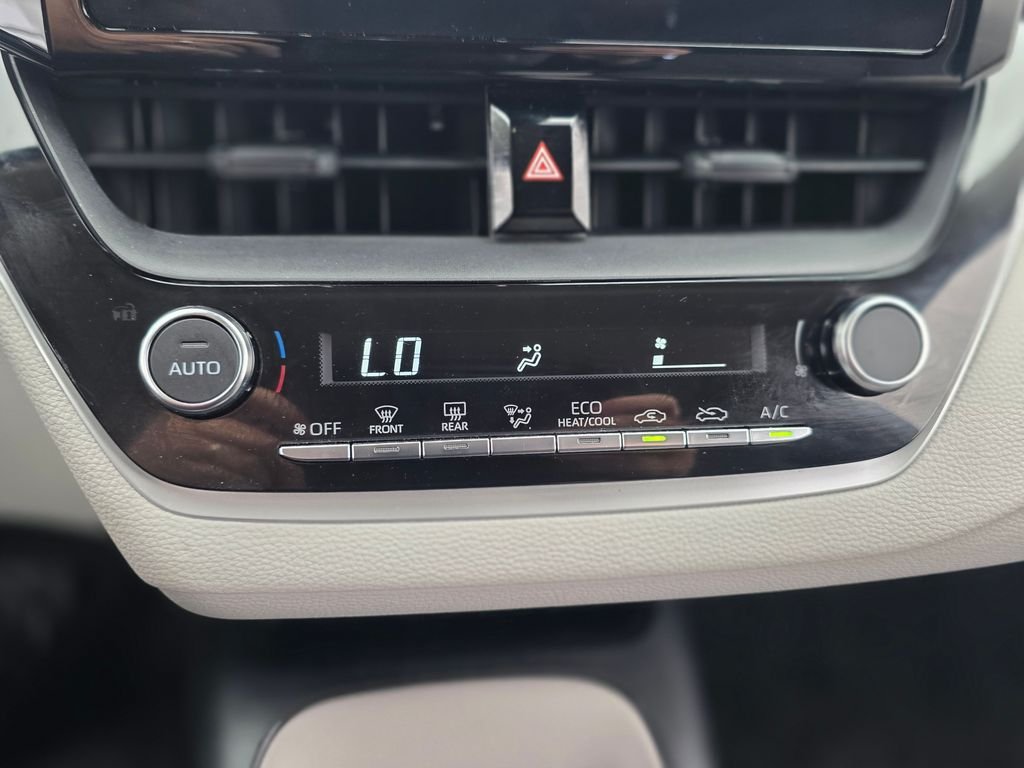 2023 Toyota Corolla LE - Photo 30