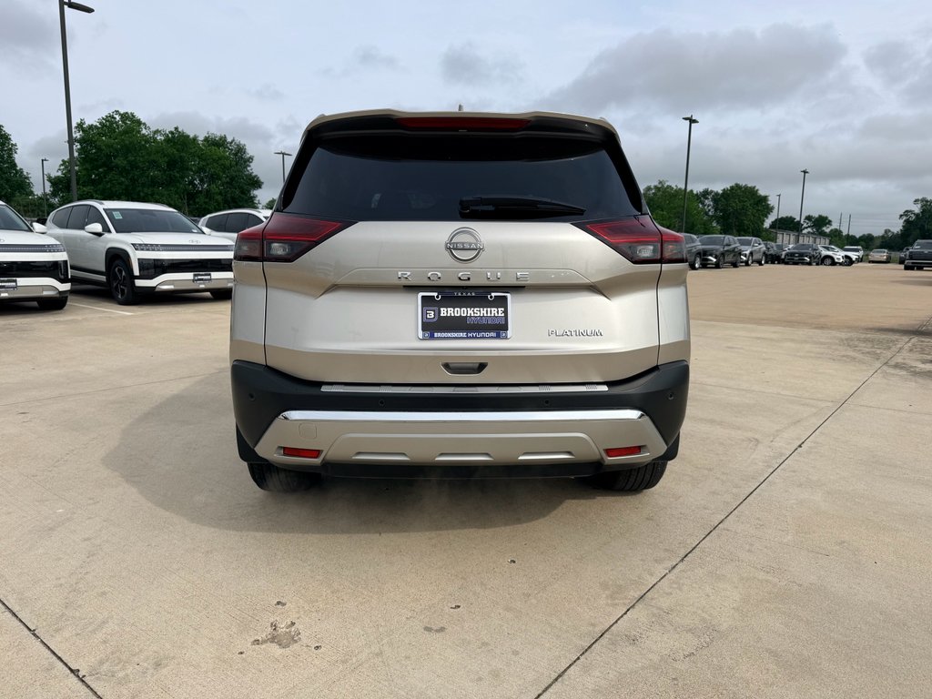 Used 2023 Champagne Silver Metallic Nissan Platinum image 6