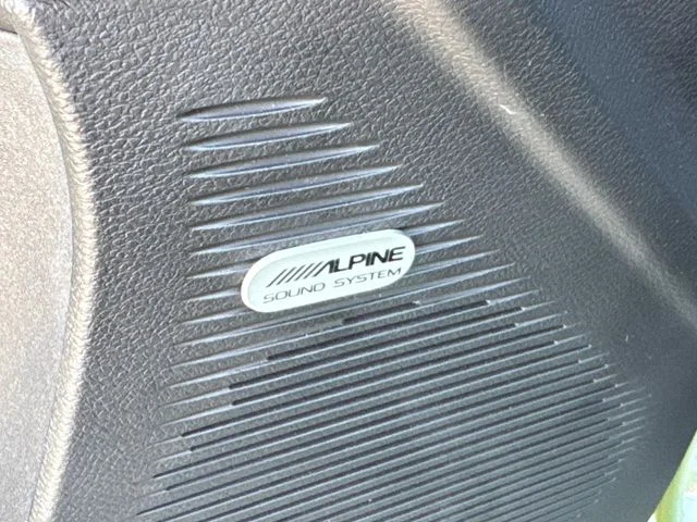 Used 2022 Green Dodge SXT image 21