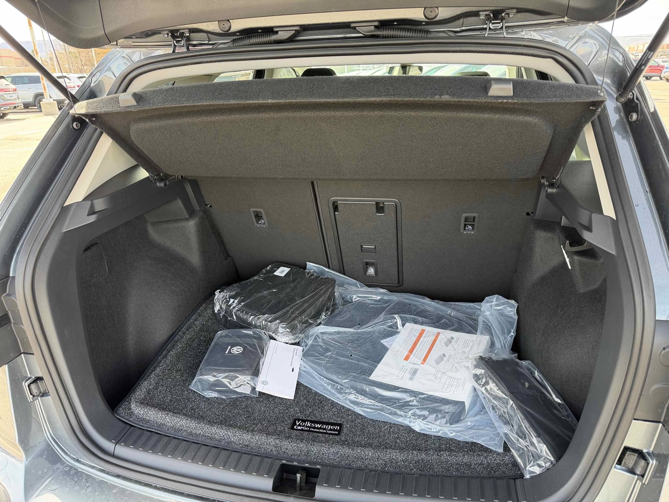 New 2026 Platinum Gray Volkswagen SEL image 32