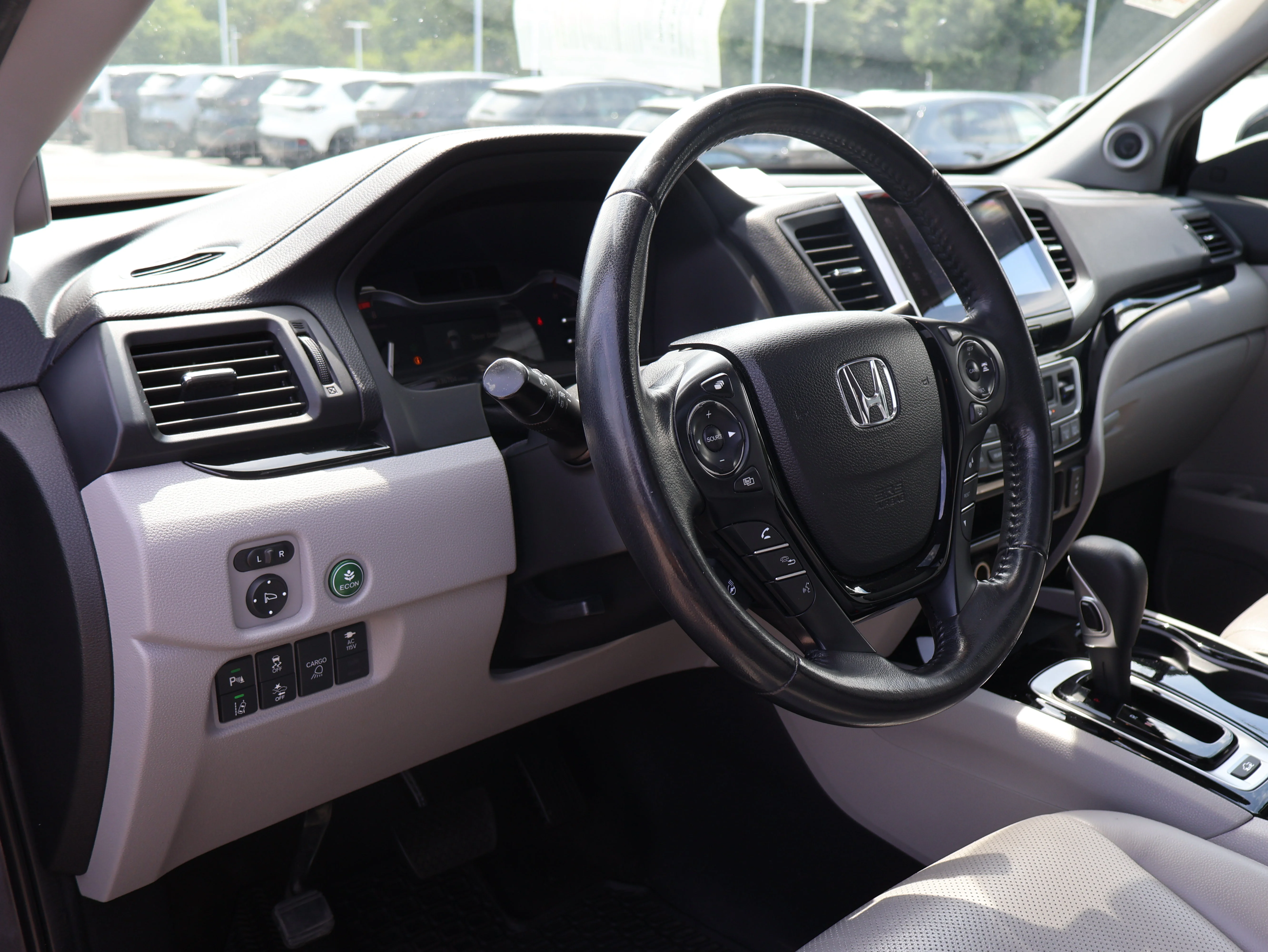Used 2019 Modern Steel Metallic Honda RTL-E image 23