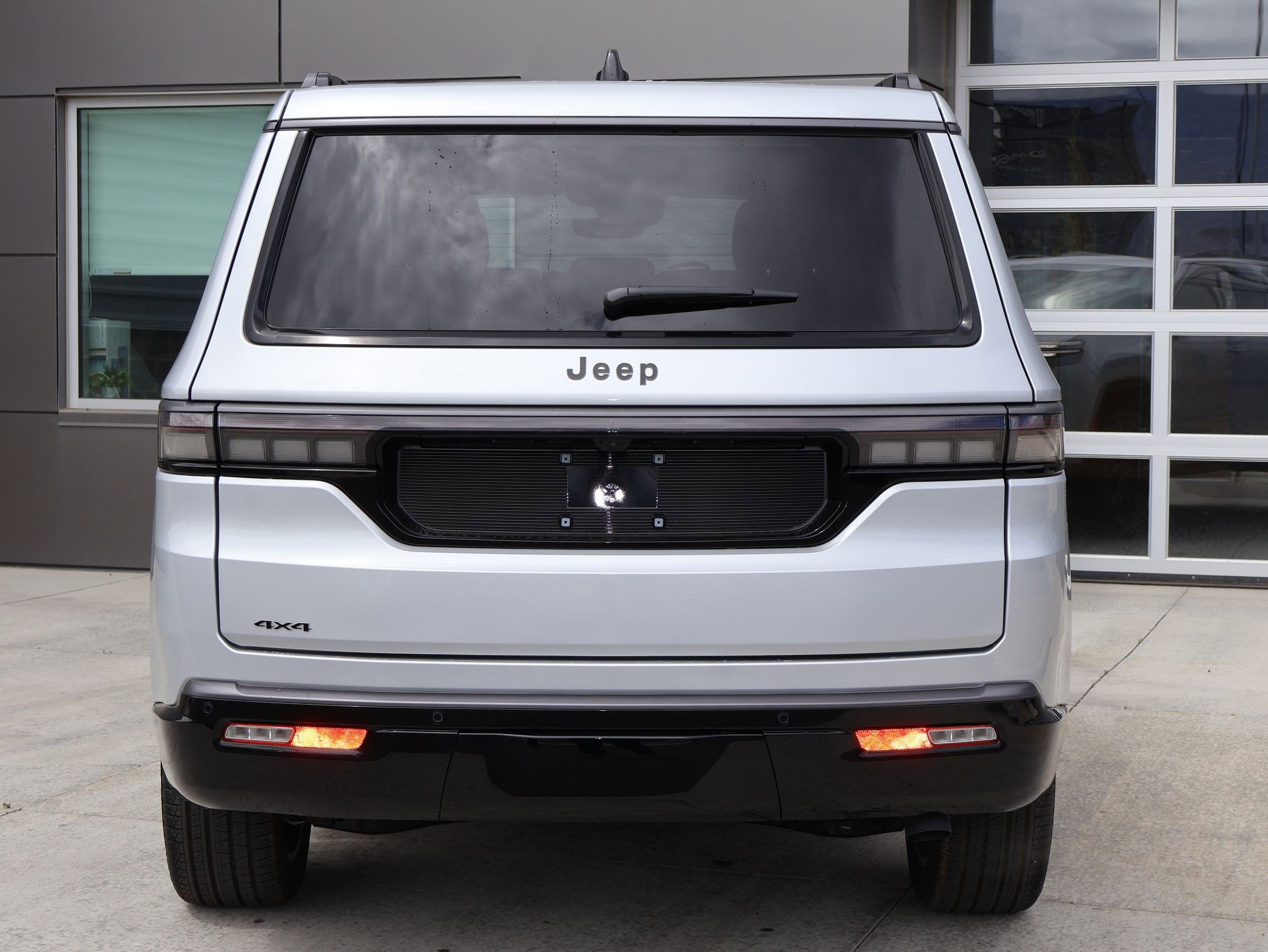 2026 Jeep Grand Wagoneer Summit Obsidian - Photo 7