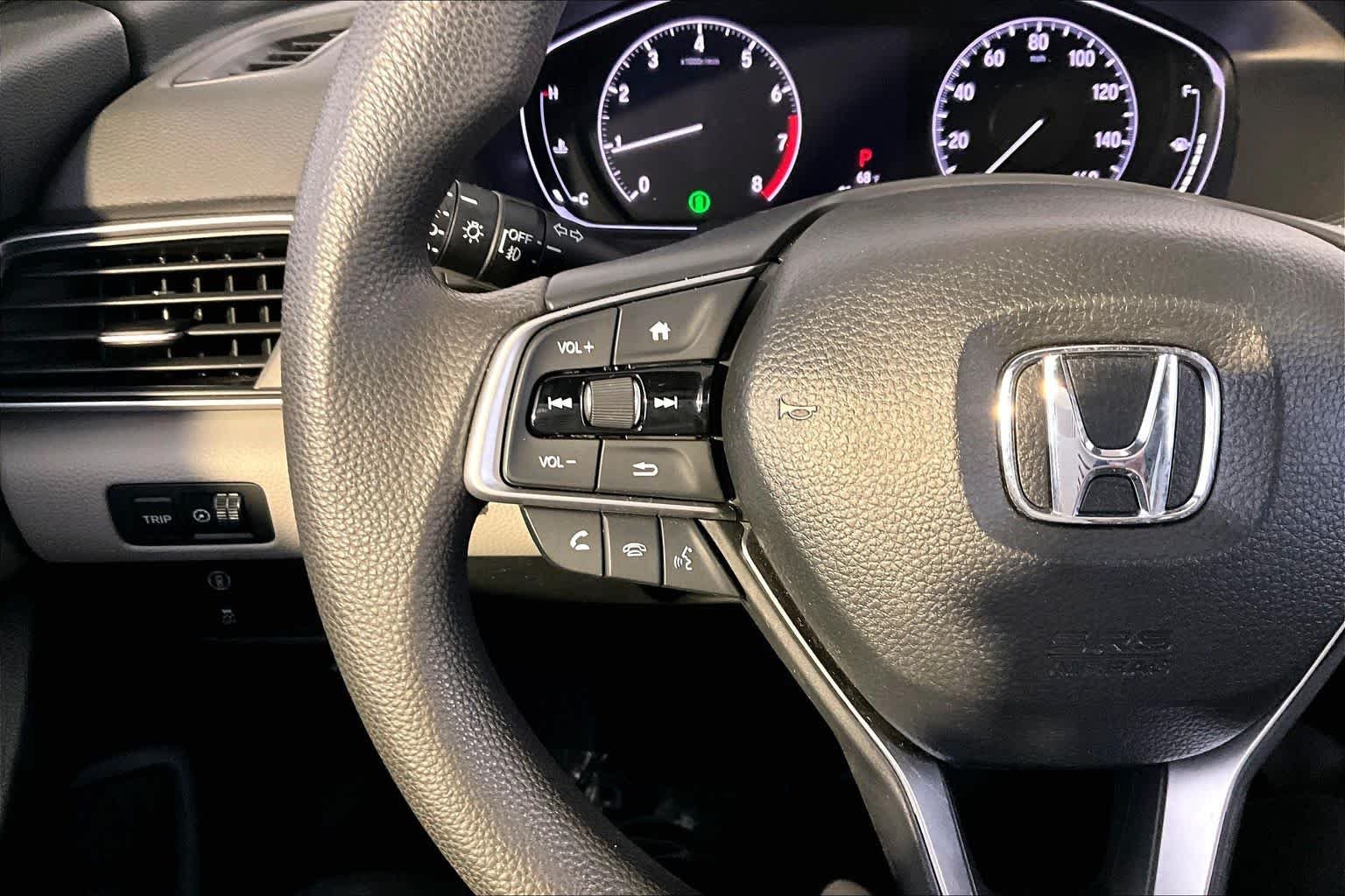 Used 2020 Lunar Silver Metallic Honda EX image 24