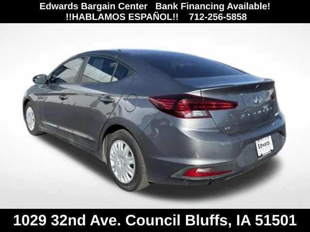 Used 2019 Gray Hyundai SE image 5