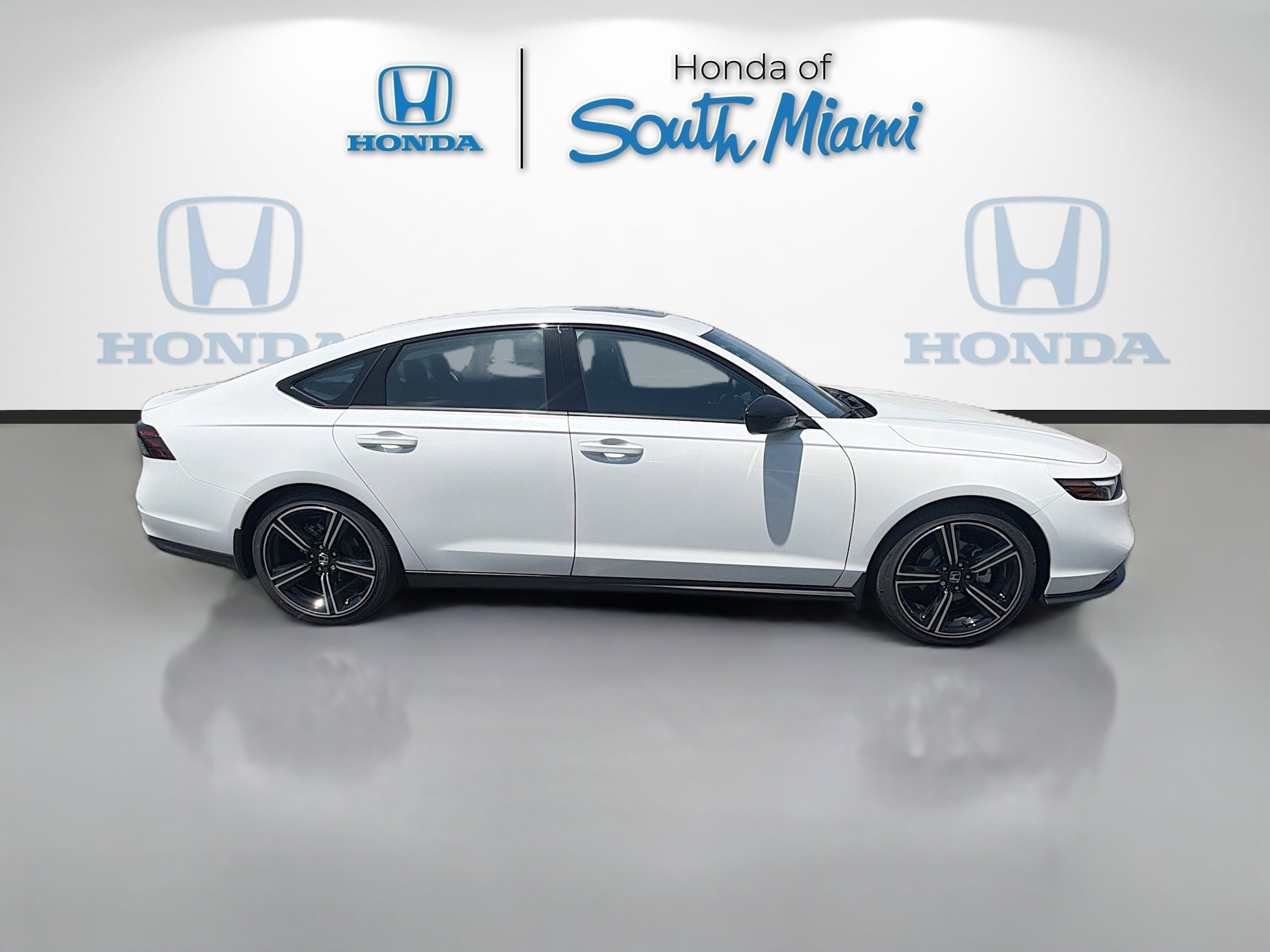 New 2026 Platinum White Pearl Honda SE image 8