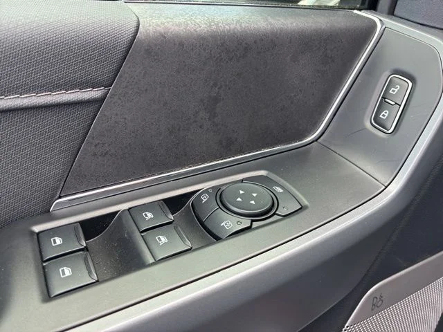 New 2026 Black Ford XLT image 17