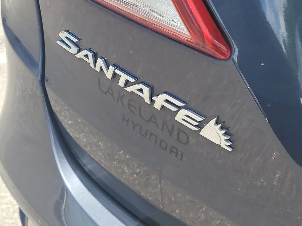 Certified Used 2017 Blue Hyundai SE image 6