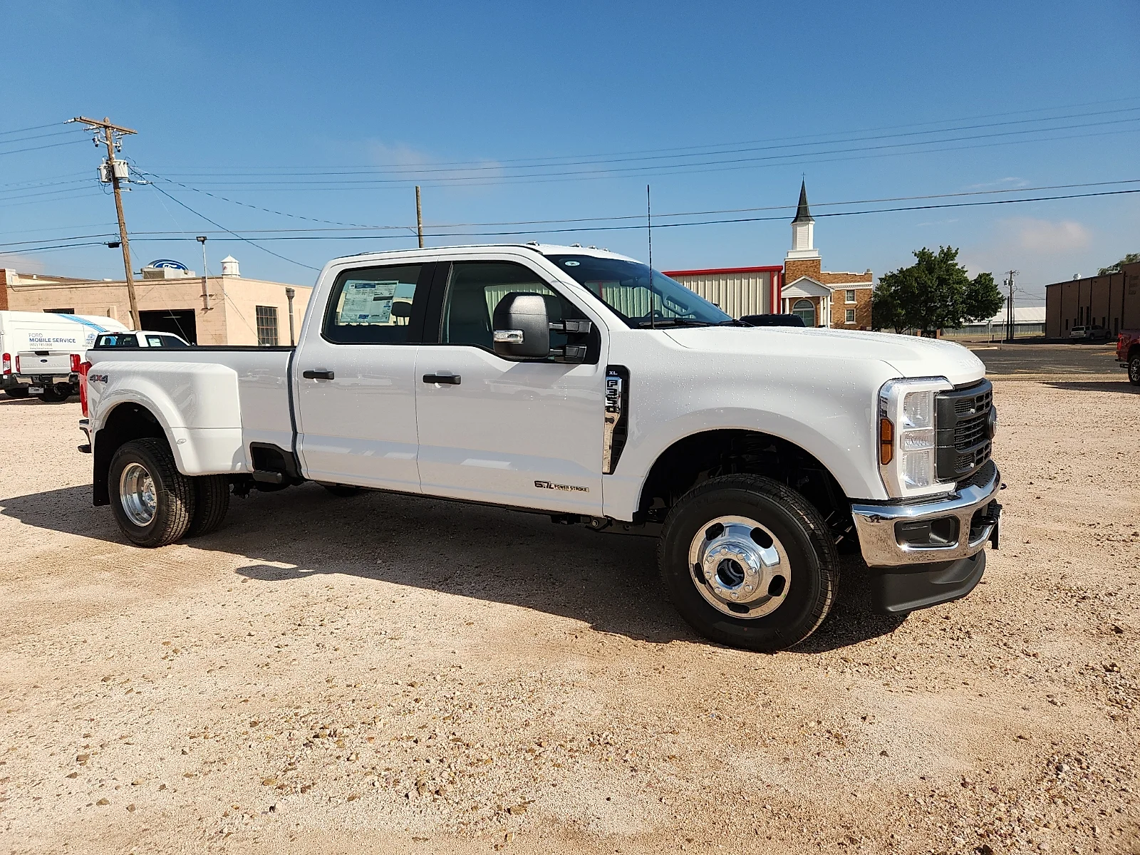 New 2026 Oxford White Ford XL image 8