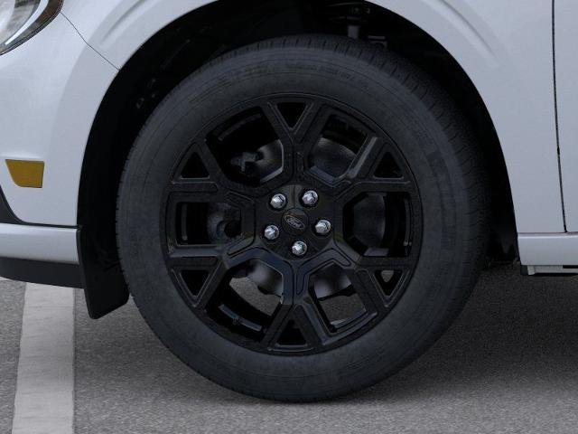 New 2026 Space White Metallic Ford Lobo™ image 40