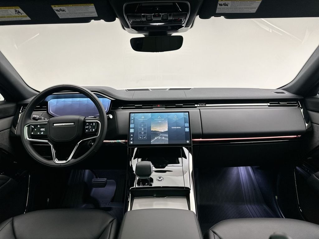 New 2026 Fuji White Land Rover SE image 8