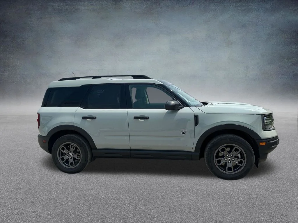Used 2023 Green Ford Big Bend image 7
