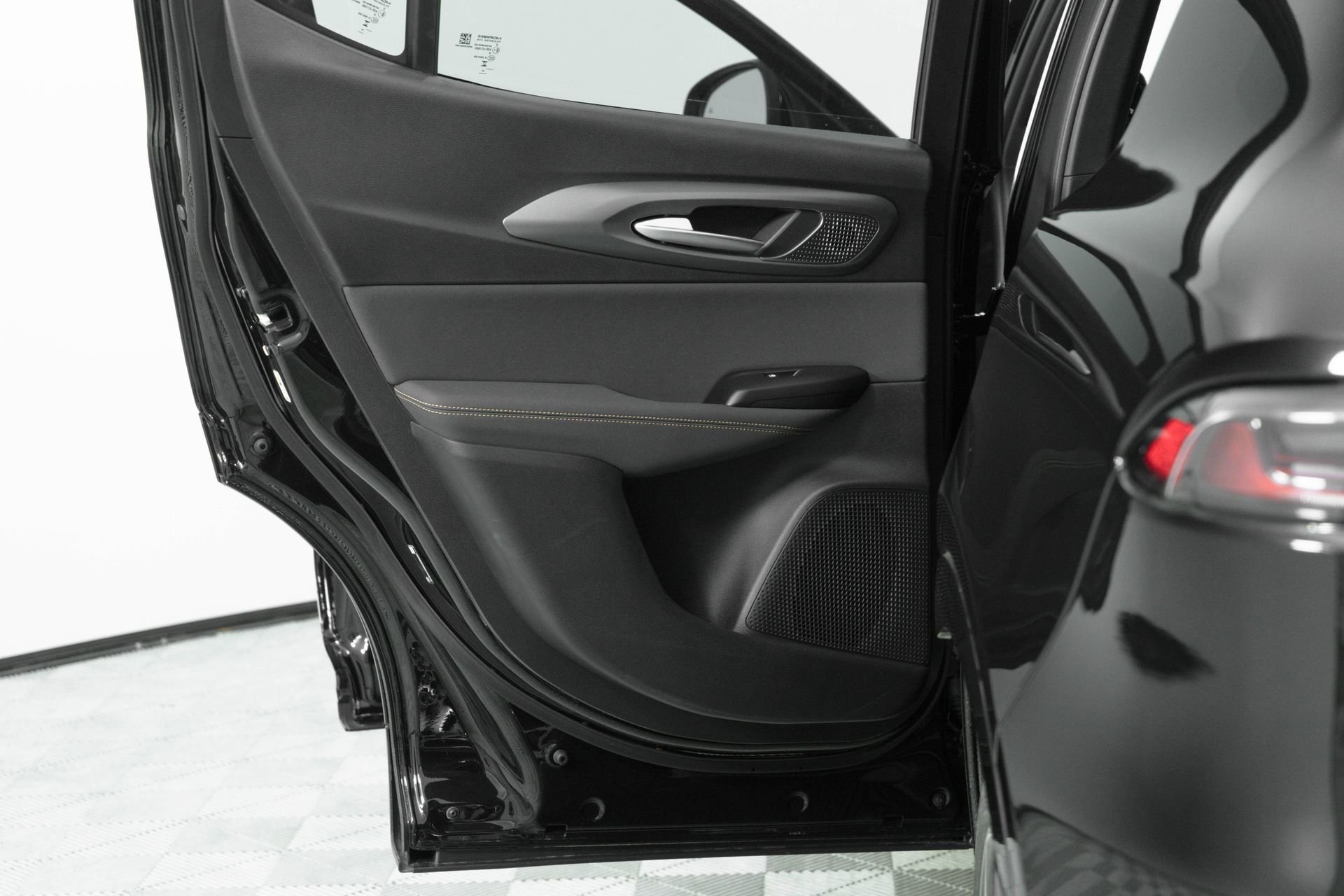 New 2025 Alfa Black Exterior Paint Alfa Romeo Base image 15