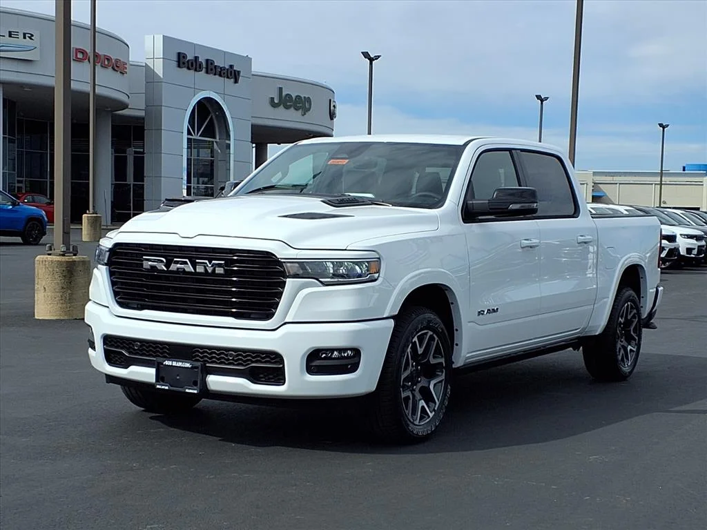 2026 RAM 1500 Laramie - Photo 14