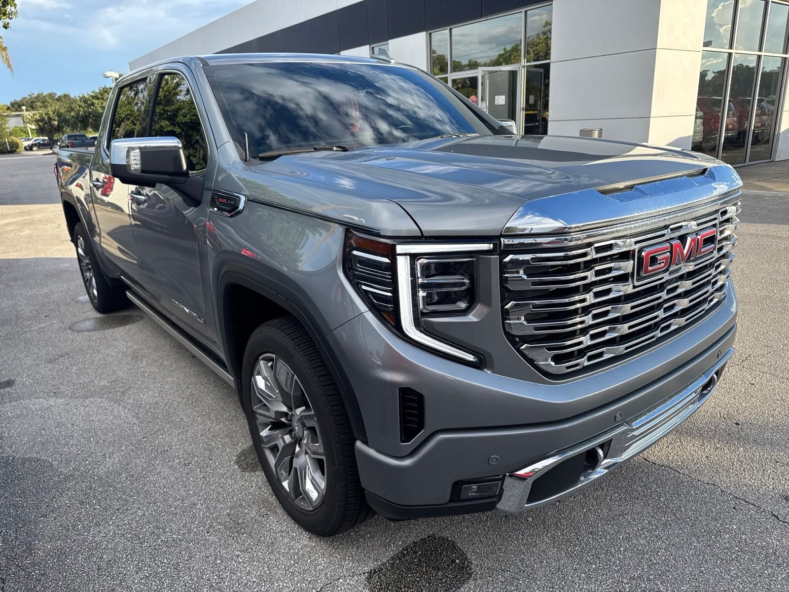 Used 2026 Silver GMC Denali image 3