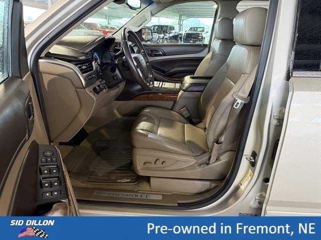 Used 2016 Champagne Silver Metallic Chevrolet LTZ image 9