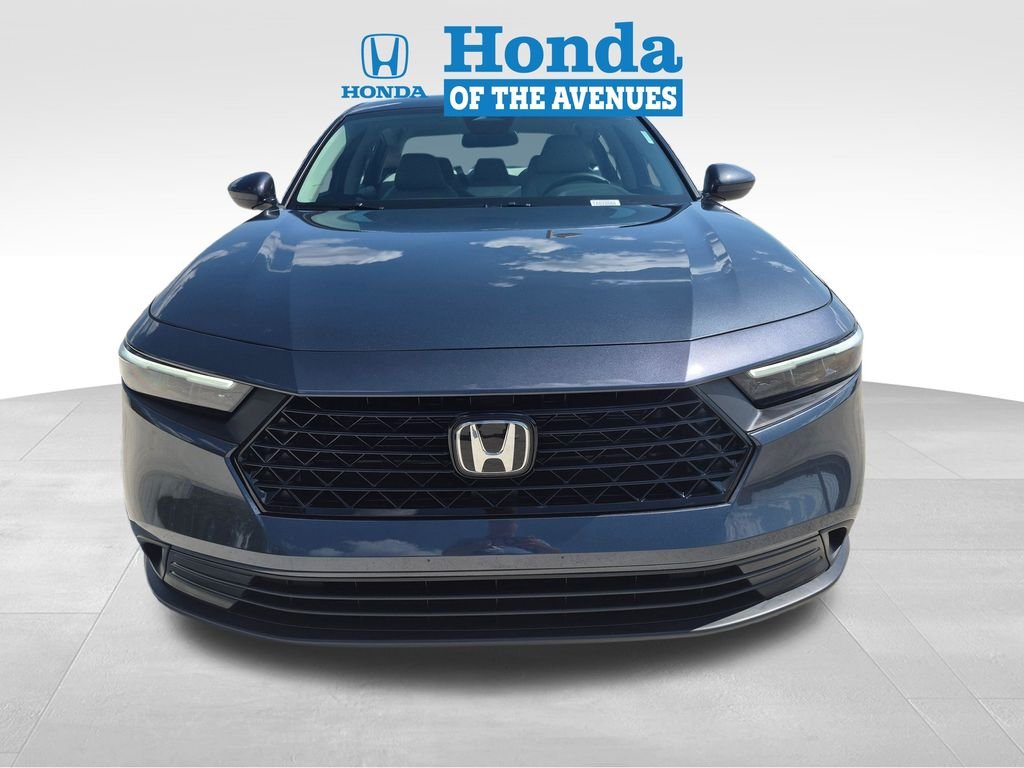 New 2026 Meteorite Gray Metallic Honda LX image 2