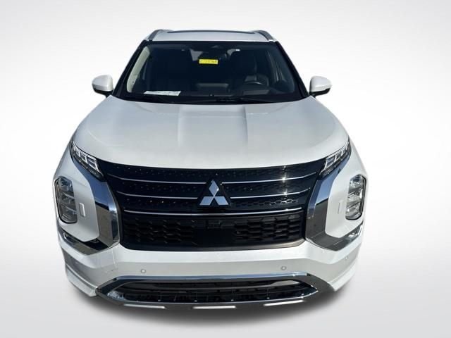 Used 2024  Mitsubishi SEL image 9