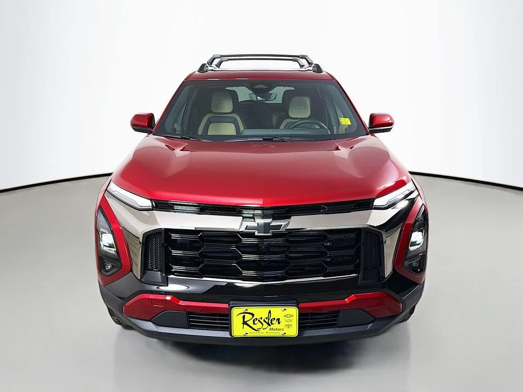 2027 Chevrolet Equinox ACTIV - Photo 2