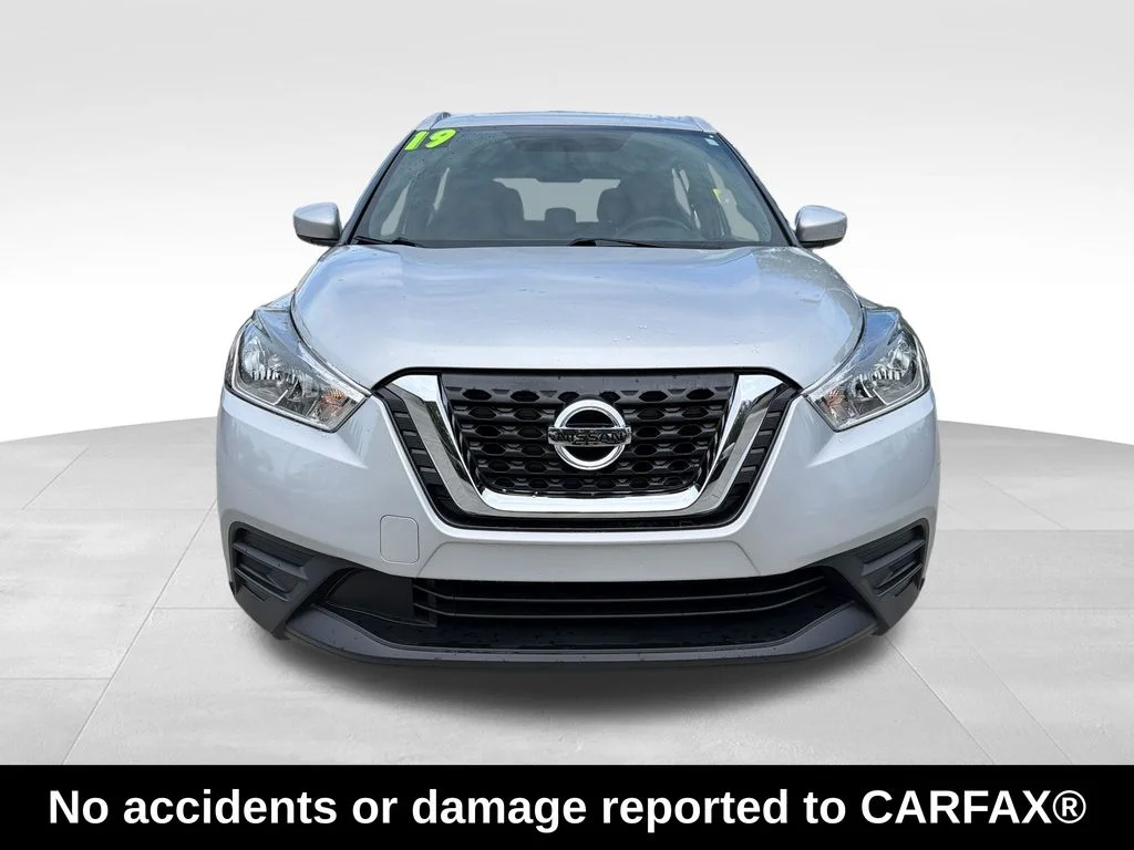 Used 2019 Nissan Kicks SV with VIN 3N1CP5CU4KL493257 for sale in Vero Beach, FL
