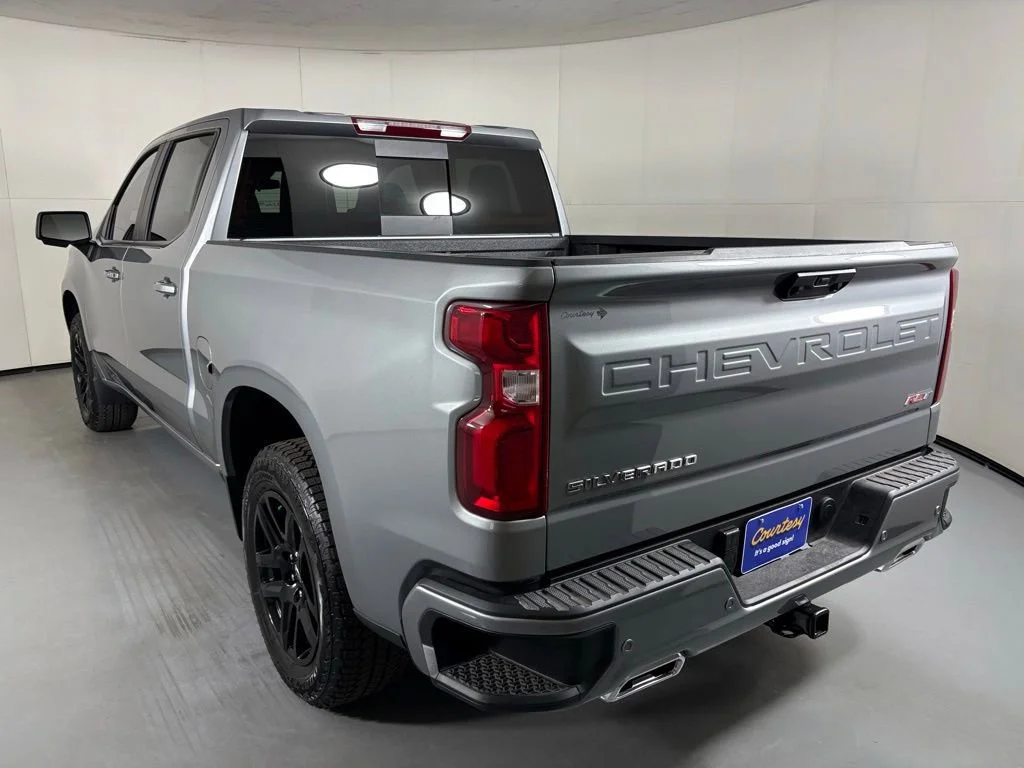 New 2026 Sterling Gray Metallic Chevrolet RST image 7