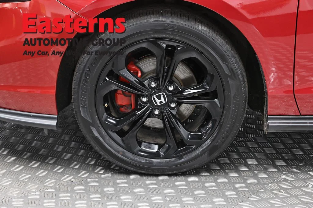 Used 2025 Red Honda SE image 31
