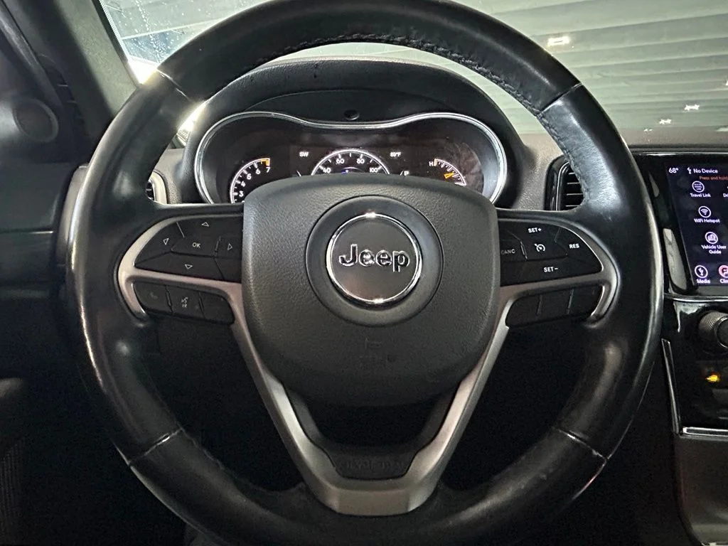 Used 2020 Bright White Clearcoat Jeep Altitude image 27