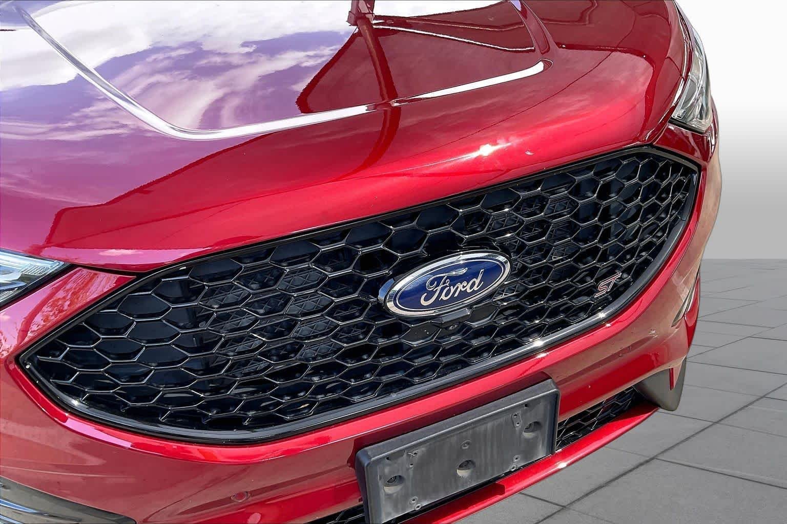 Used 2019 Ruby Red Metallic Tinted Clearcoat Ford ST image 29