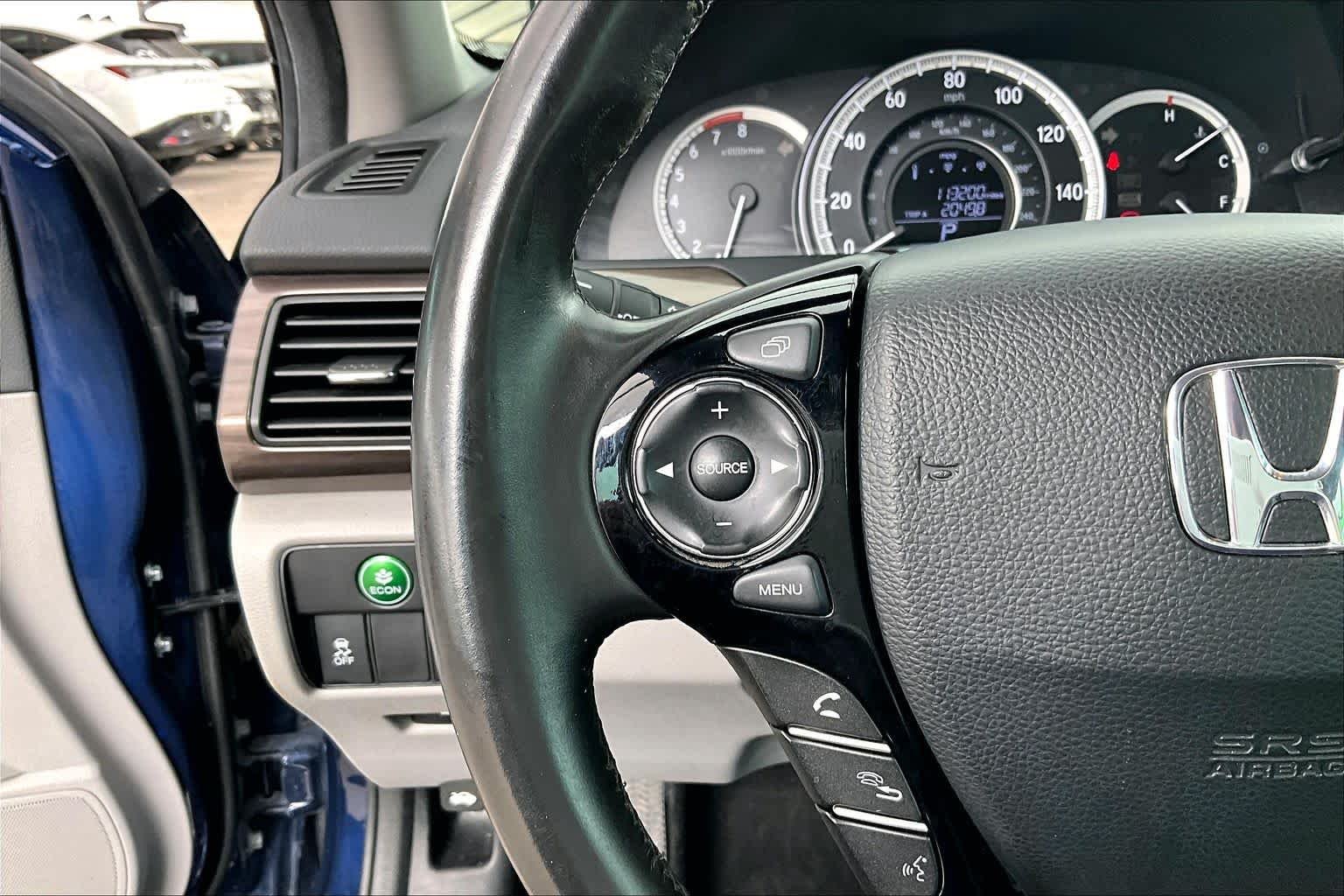 Used 2017 Obsidian Blue Pearl Honda EX-L image 24