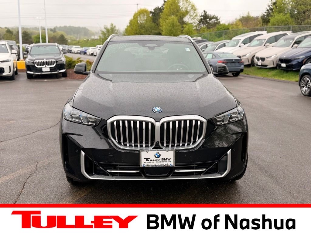 2026 BMW X5 xDrive50e's photo