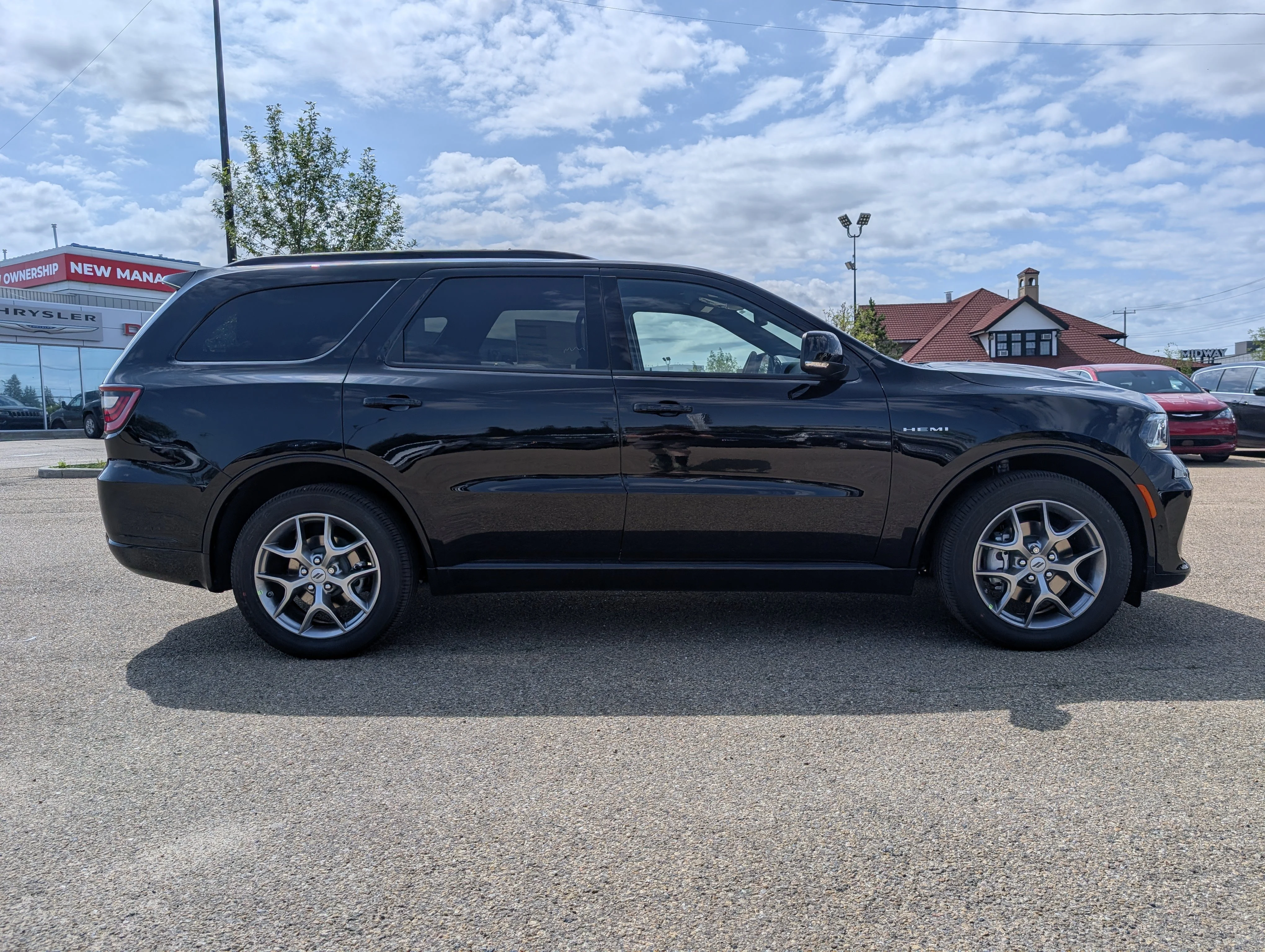 New 2026 DB Black Dodge GT HEMI V8 Plus image 8