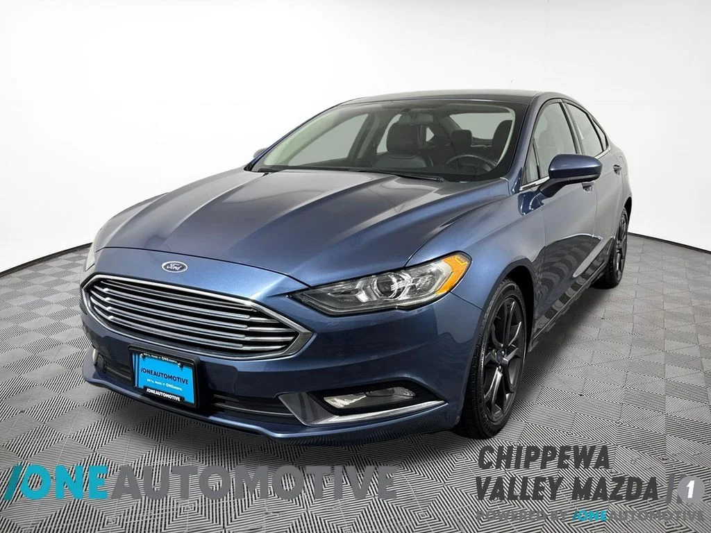 2018 Ford Fusion SE FWD's photo