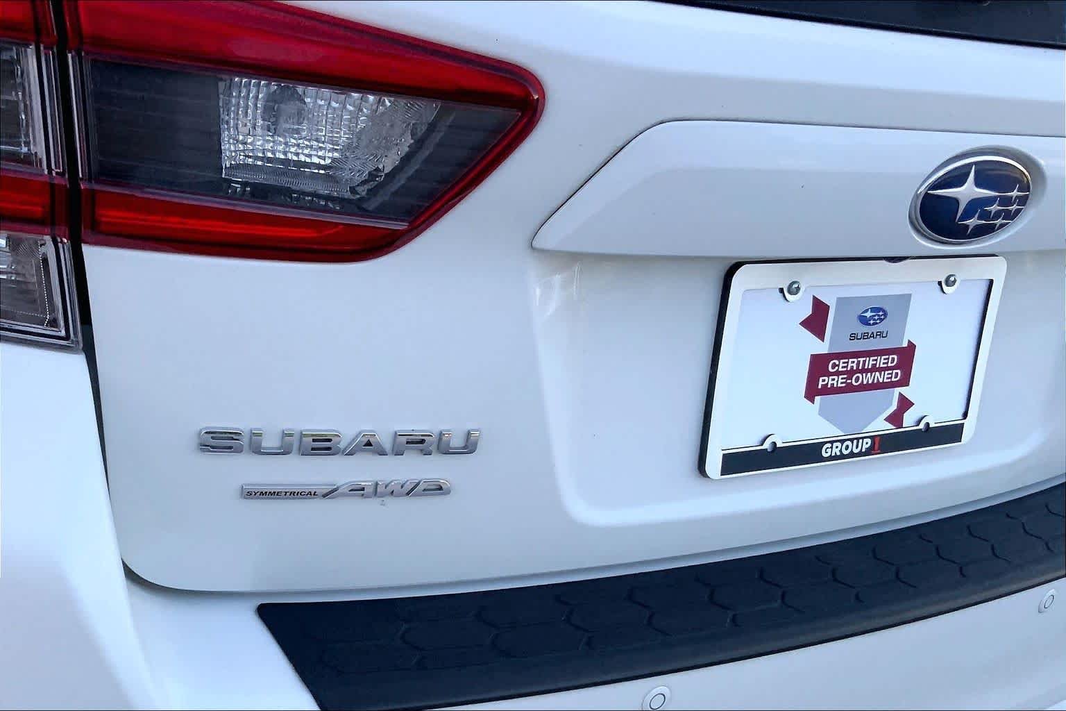 Used 2022 Crystal White Pearl Subaru Limited image 30