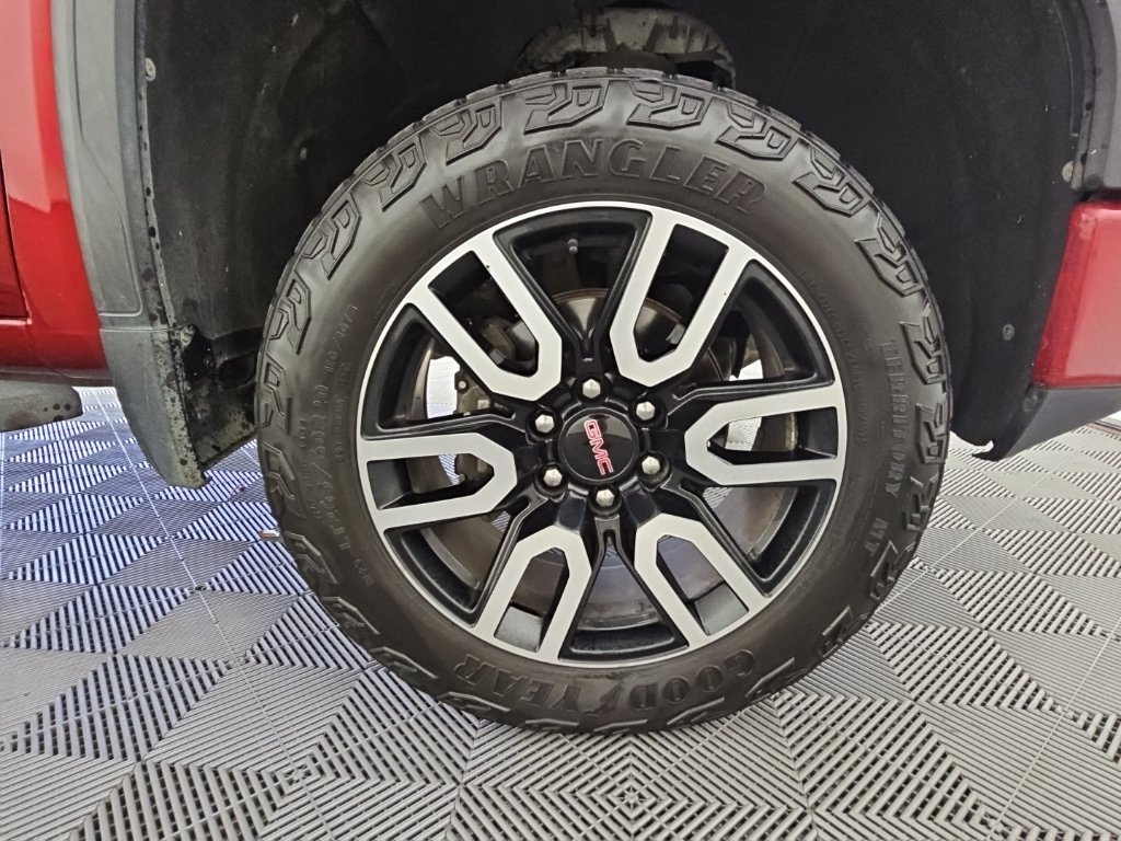 Used 2022 Red GMC AT4 image 12