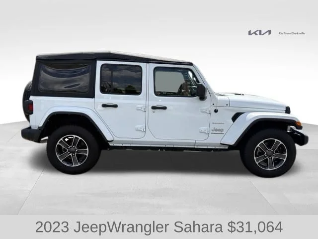 Used 2023 White Jeep Sahara image 9