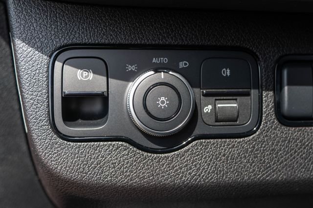 New 2026 Graphite Gray Mercedes-Benz Cargo 170 WB image 21