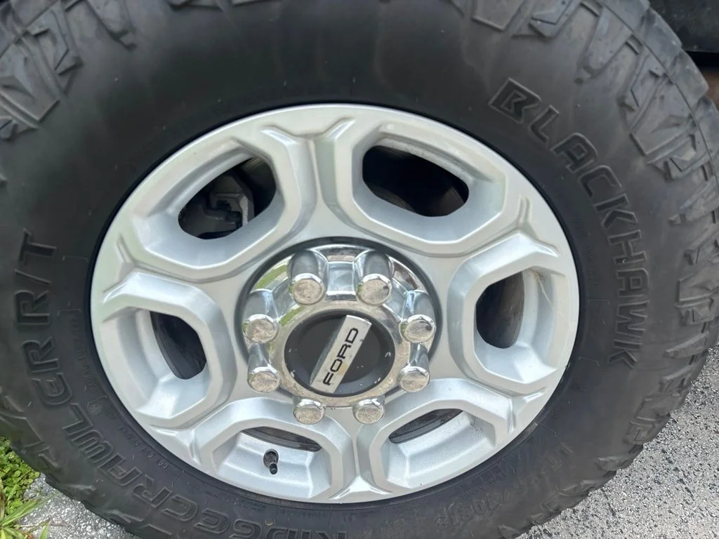 Used 2025 White Ford XLT image 13