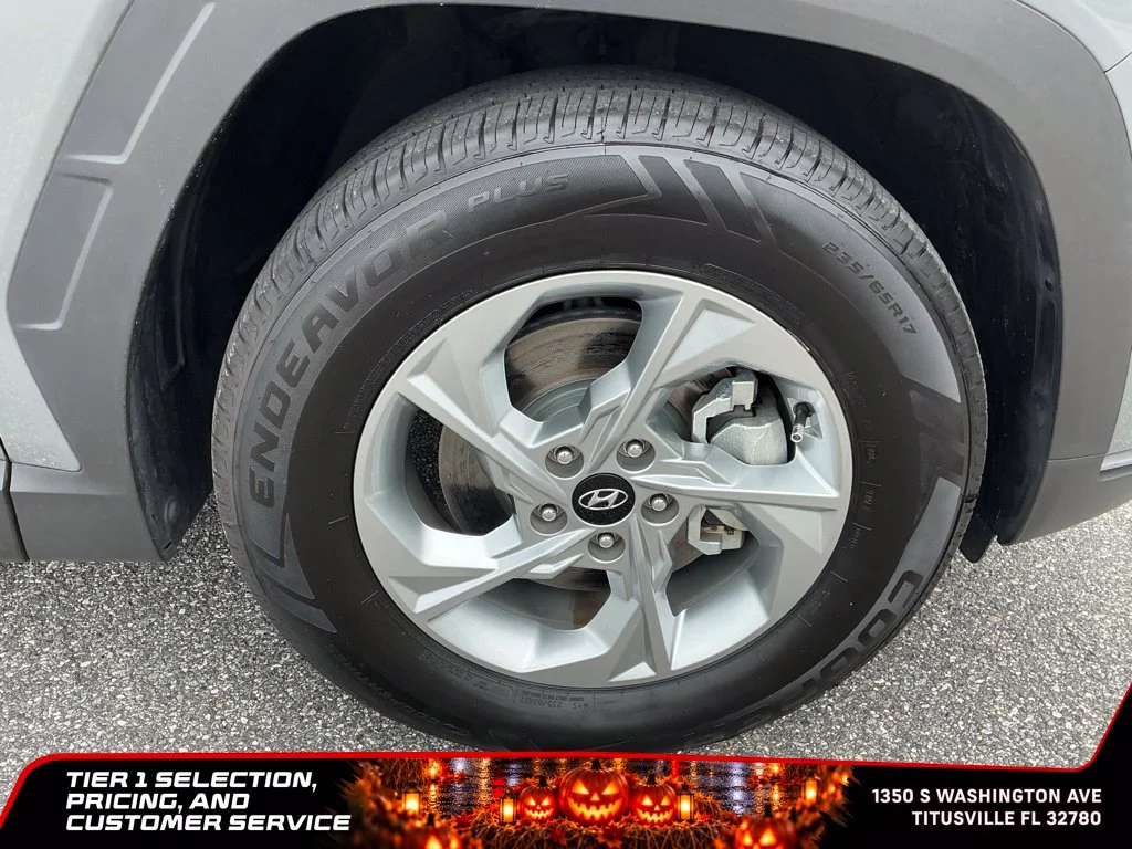 Used 2024 Gray Hyundai SEL image 15