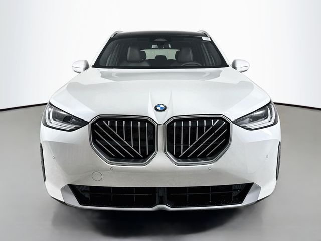New 2026 White Metallic BMW 30 xDrive image 2