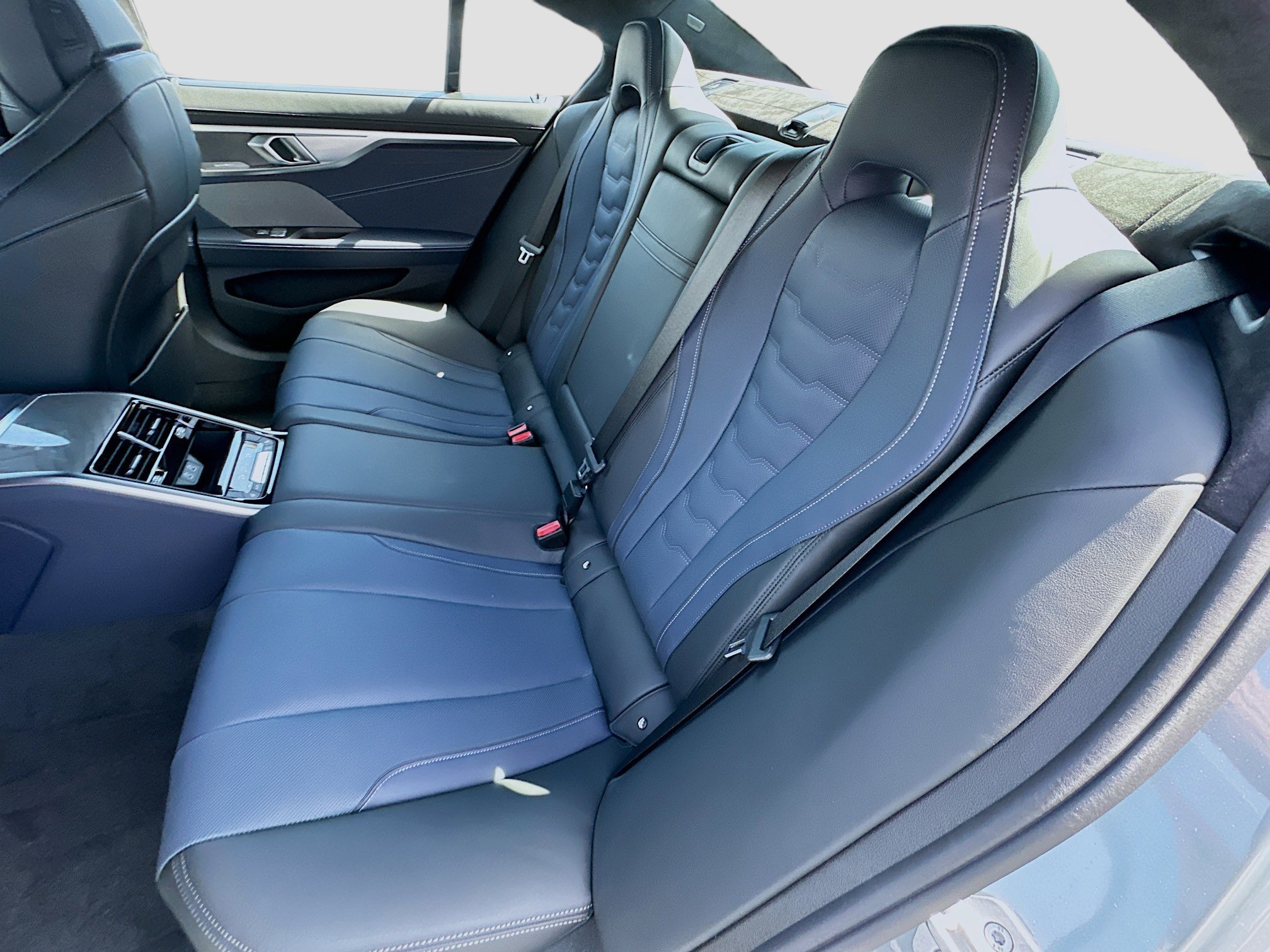 2026 BMW 8 Series 840i - Photo 20