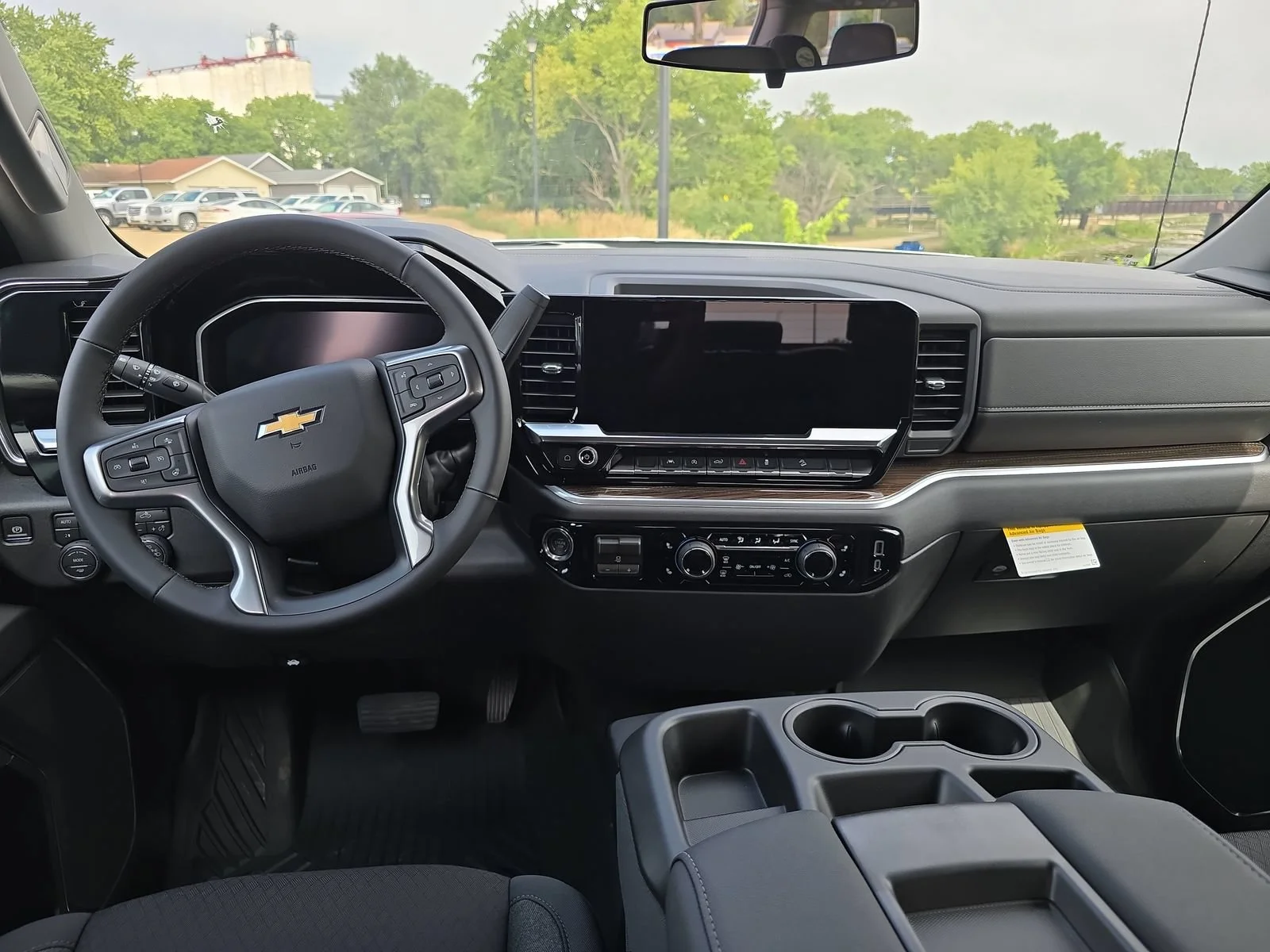 2026 Chevrolet Silverado 1500 LT - Photo 8