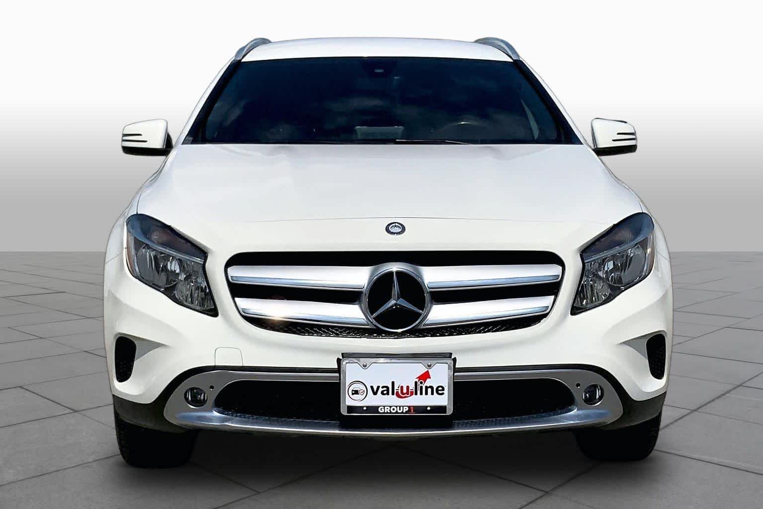 Used 2017 Cirrus White Mercedes-Benz GLA 250 image 4