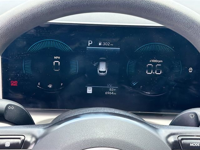 2025 Hyundai Tucson SE - Photo 12