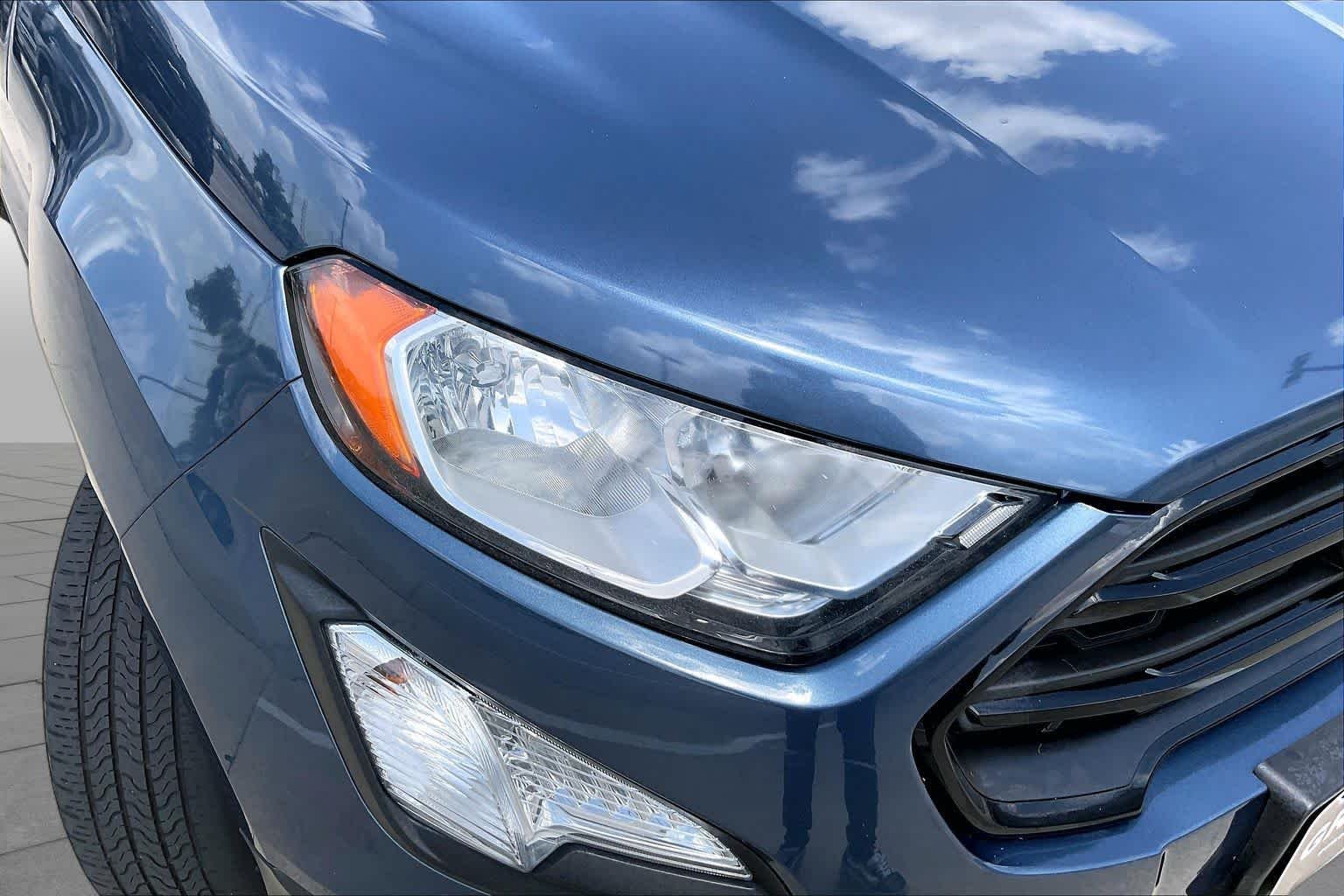 Used 2021 Blue Ford S image 26