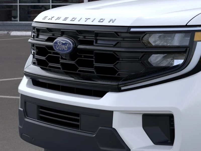 New 2026 Star White Metallic Tri-Coat Ford Active image 17