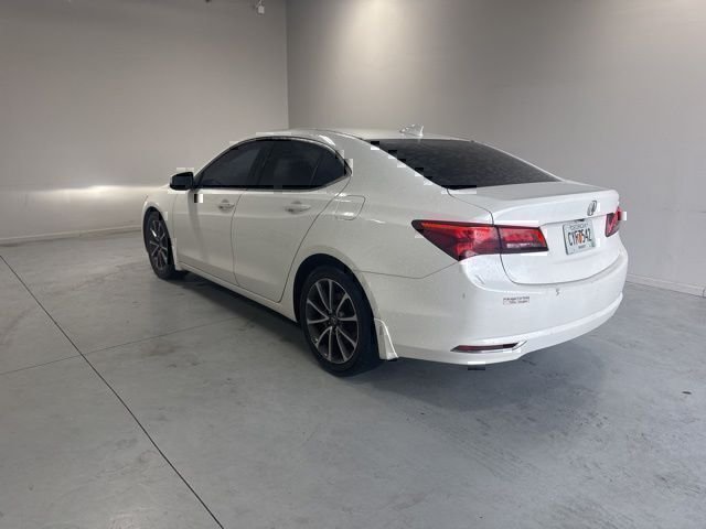 Used 2015 White Acura V6 Tech image 31