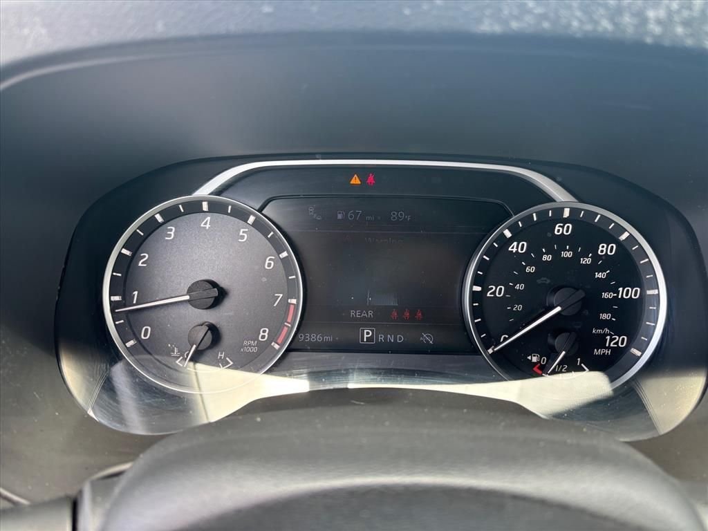 Used 2025 White Nissan SV image 7