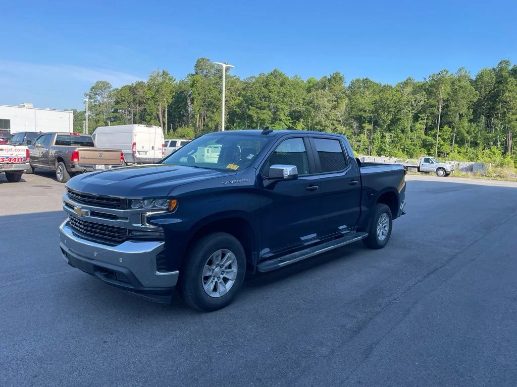 Used 2022 Blue Chevrolet LT image 13