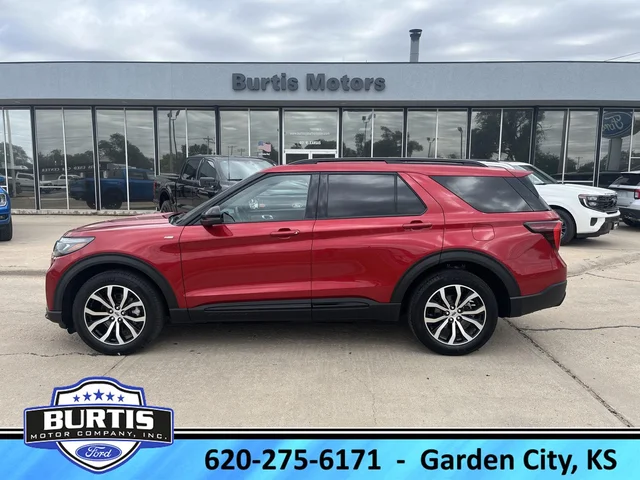 2025 Ford Explorer ST-Line